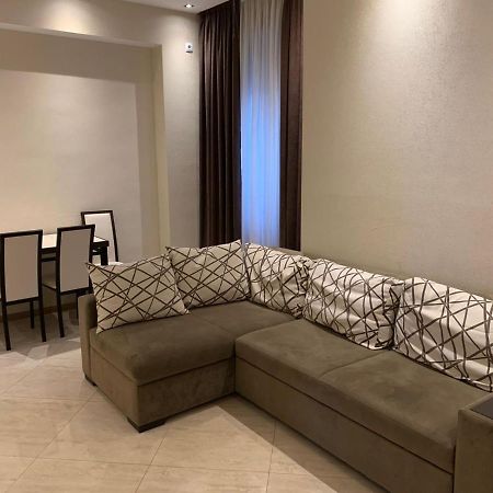 Apartment Three Bedroom In Saburtalo Tbilisi Exteriér fotografie