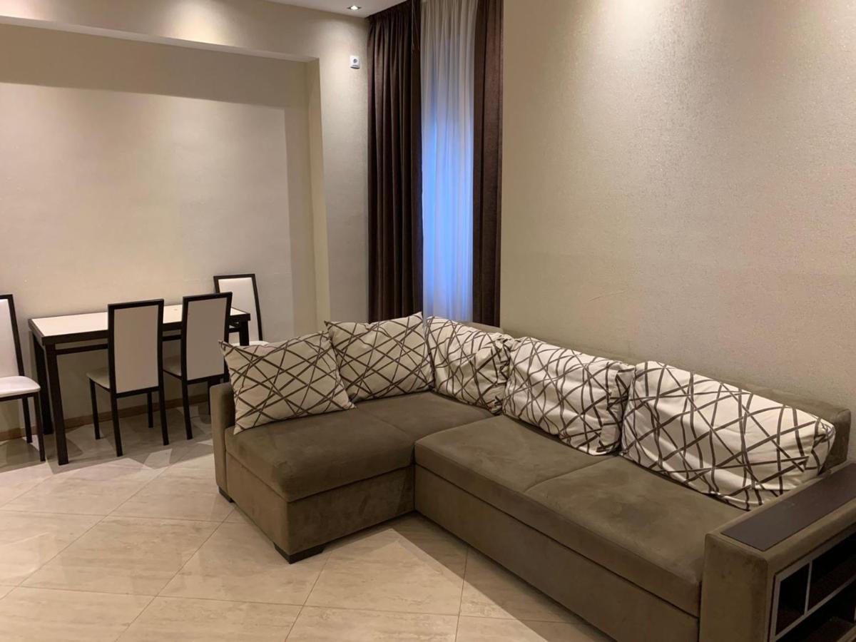 Apartment Three Bedroom In Saburtalo Tbilisi Exteriér fotografie
